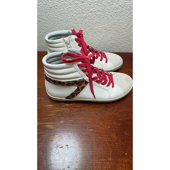Steve Madden Bumping White High-Top Sneakers Red Laces & Leopard Accent Size 5 - Picture 2 of 8